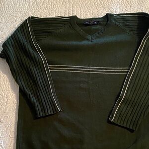 Classic V-Neck Sweater in Forest Green